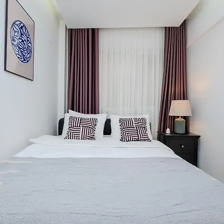 Bosphorus View With 3 Bedrooms And 2 Bathrooms Lägenhet Istanbul