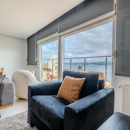 Bosphorus View With 3 Bedrooms And 2 Bathrooms Κωνσταντινούπολη