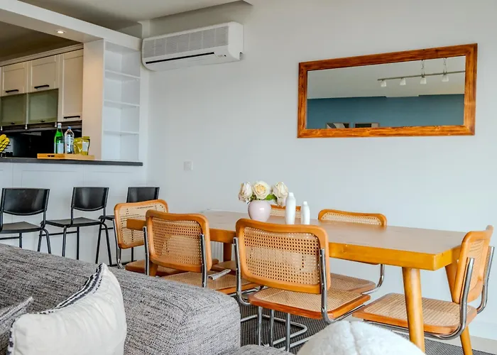 Bosphorus View With 3 Bedrooms And 2 Bathrooms * Provincia di Istanbul