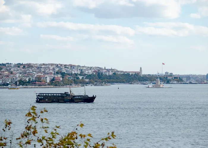 Bosphorus View With 3 Bedrooms And 2 Bathrooms Appartamento *