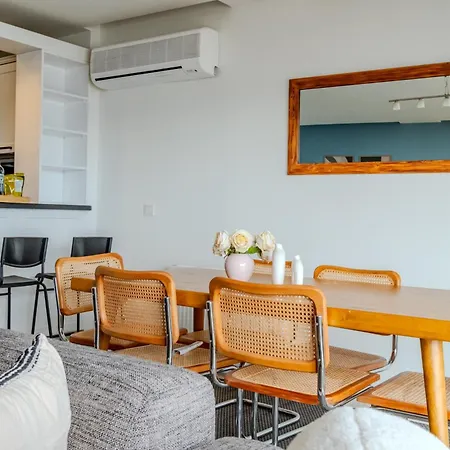 Bosphorus View With 3 Bedrooms And 2 Bathrooms * Istanbul