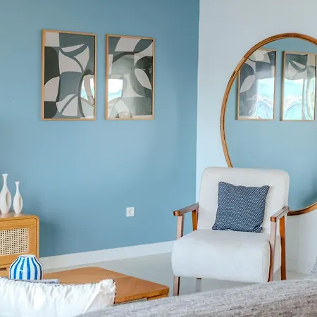 Bosphorus View With 3 Bedrooms And 2 Bathrooms アパート イスタンブール