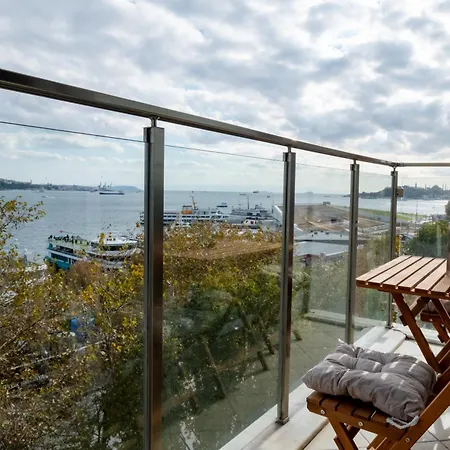 Bosphorus View With 3 Bedrooms And 2 Bathrooms アパート