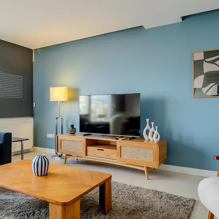 Bosphorus View With 3 Bedrooms And 2 Bathrooms *