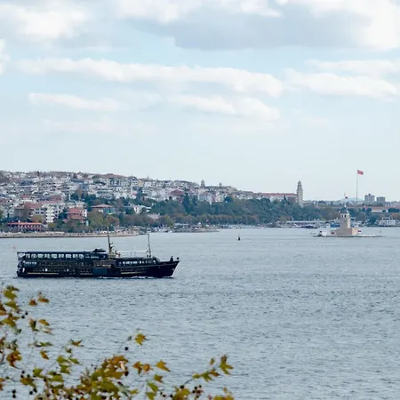 Bosphorus View With 3 Bedrooms And 2 Bathrooms アパート *