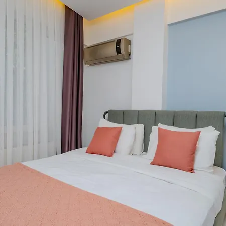 アパート Bosphorus View With 3 Bedrooms And 2 Bathrooms イスタンブール